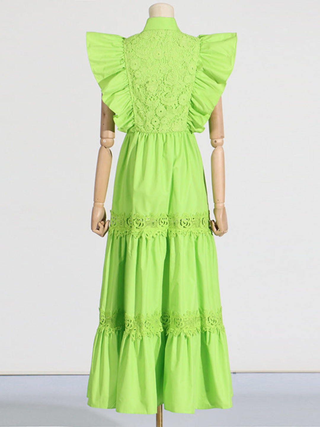 Temperament Lace Embroidered Ruffle Dress