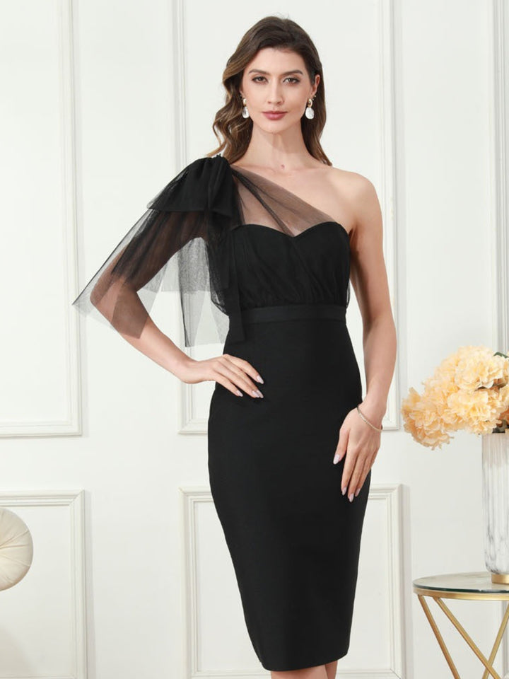 Temperament Mesh Single Shoulder Solid Color Dress