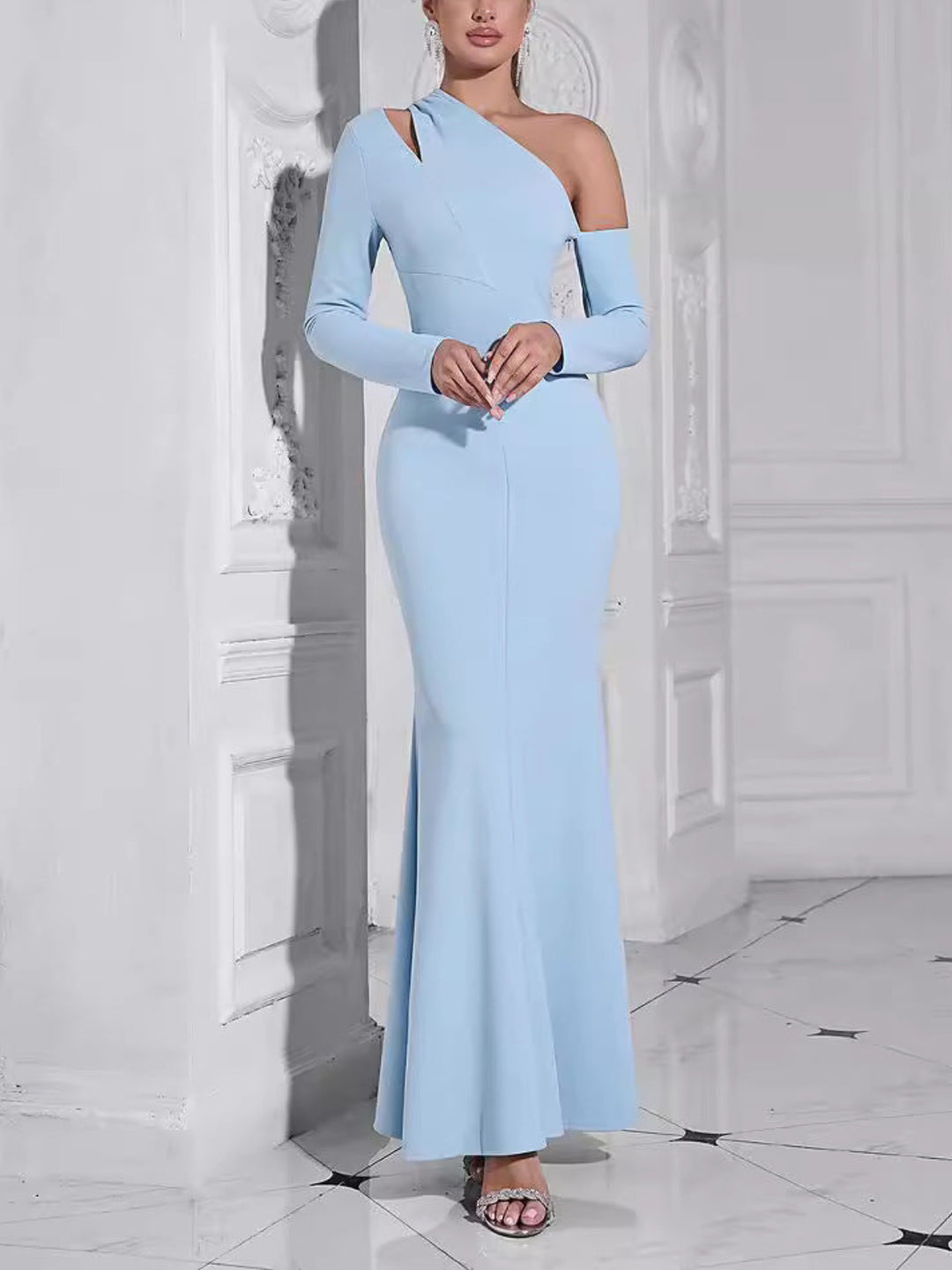 Fashion One-shoulder Long-sleeved Solid Color Dress