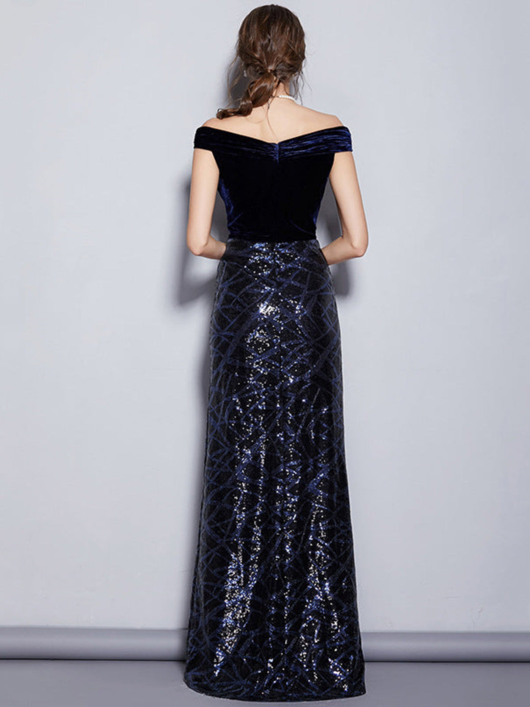 Elegant One-word Shoulder Sequin Dress