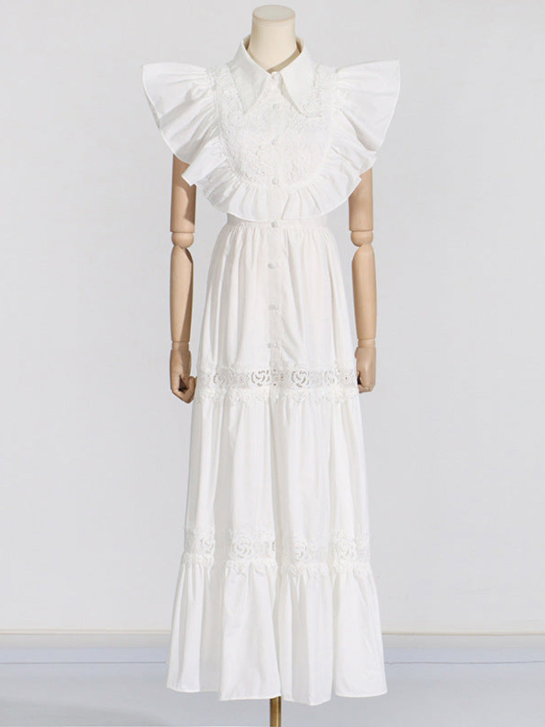 Temperament Lace Embroidered Ruffle Dress