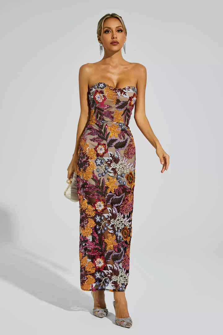 Leanna – Maxi Dress with Red Floral Embroidery