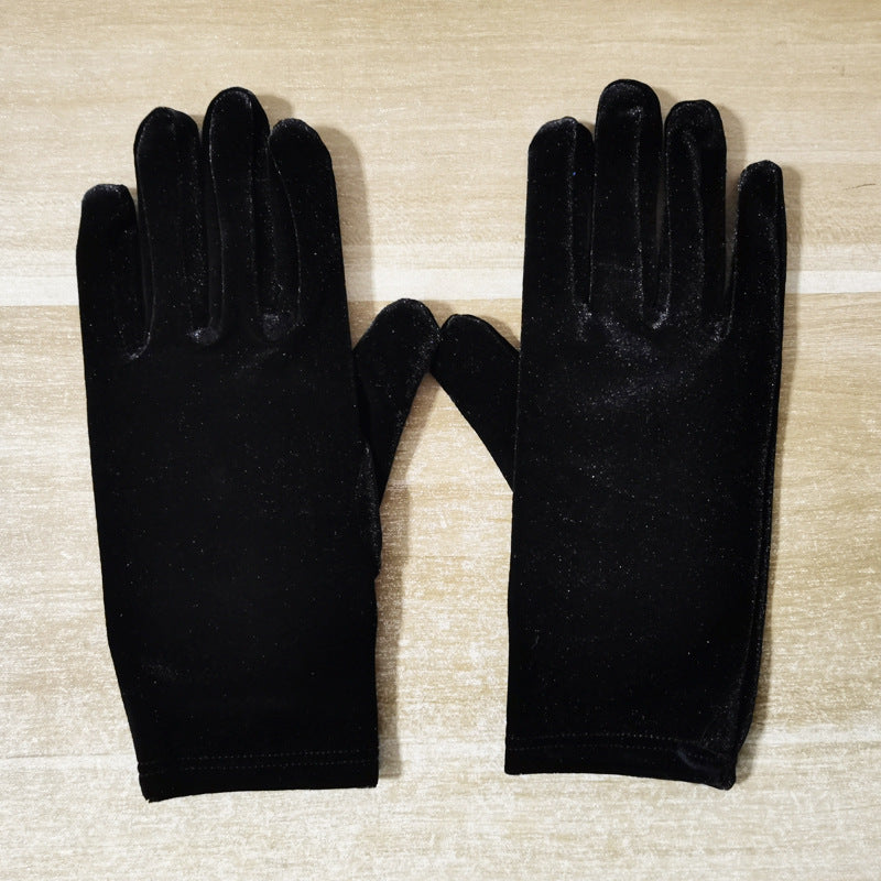 Black Pearl Velvet Gloves