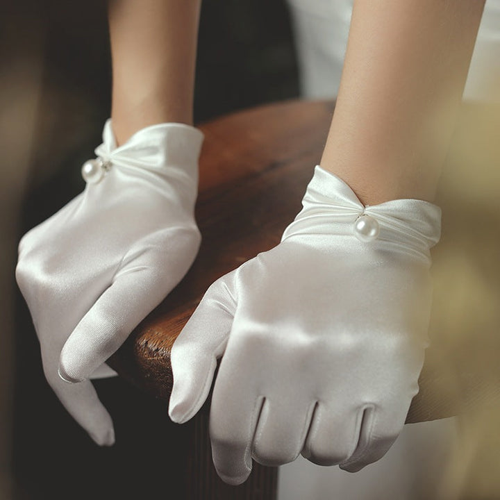 Pearl Velvet Short Gloves