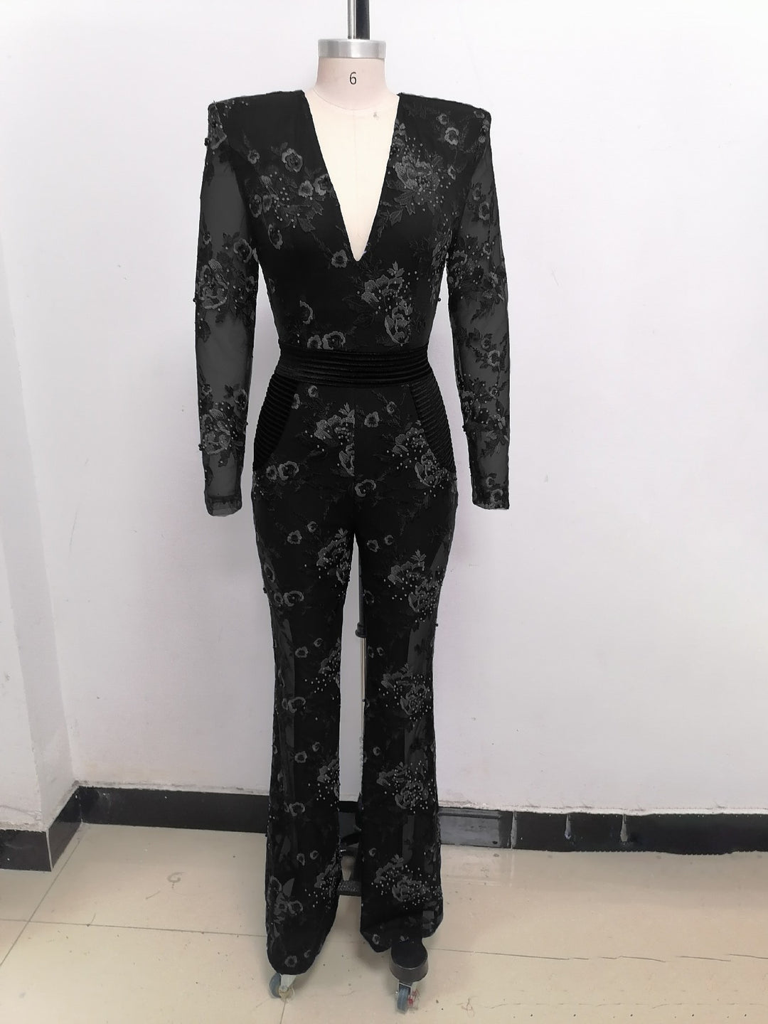 Elegant Diamond Three-dimensional Flower Jumpsuit