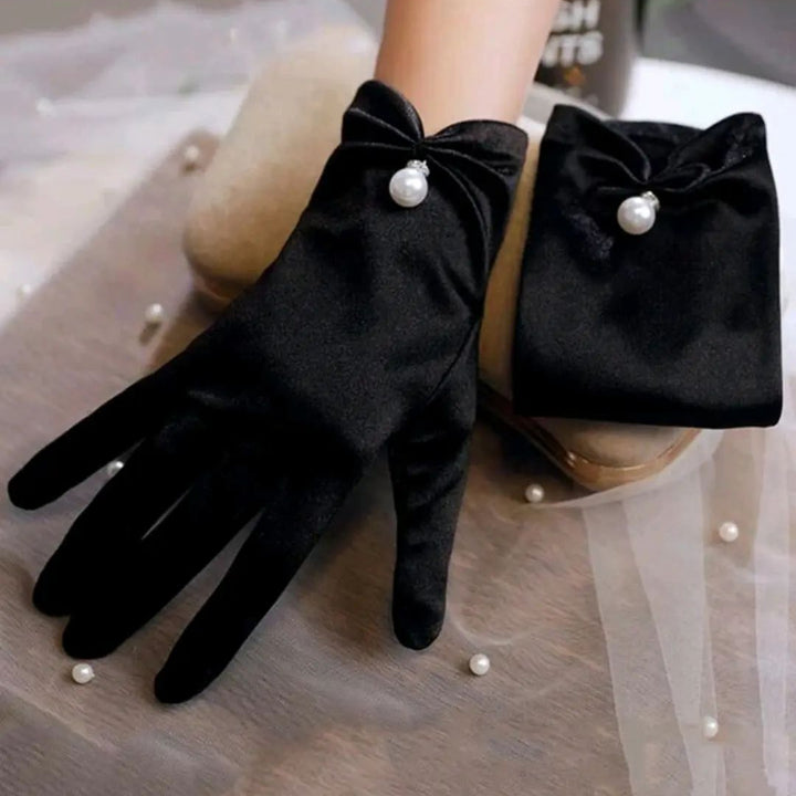 Pearl Velvet Short Gloves