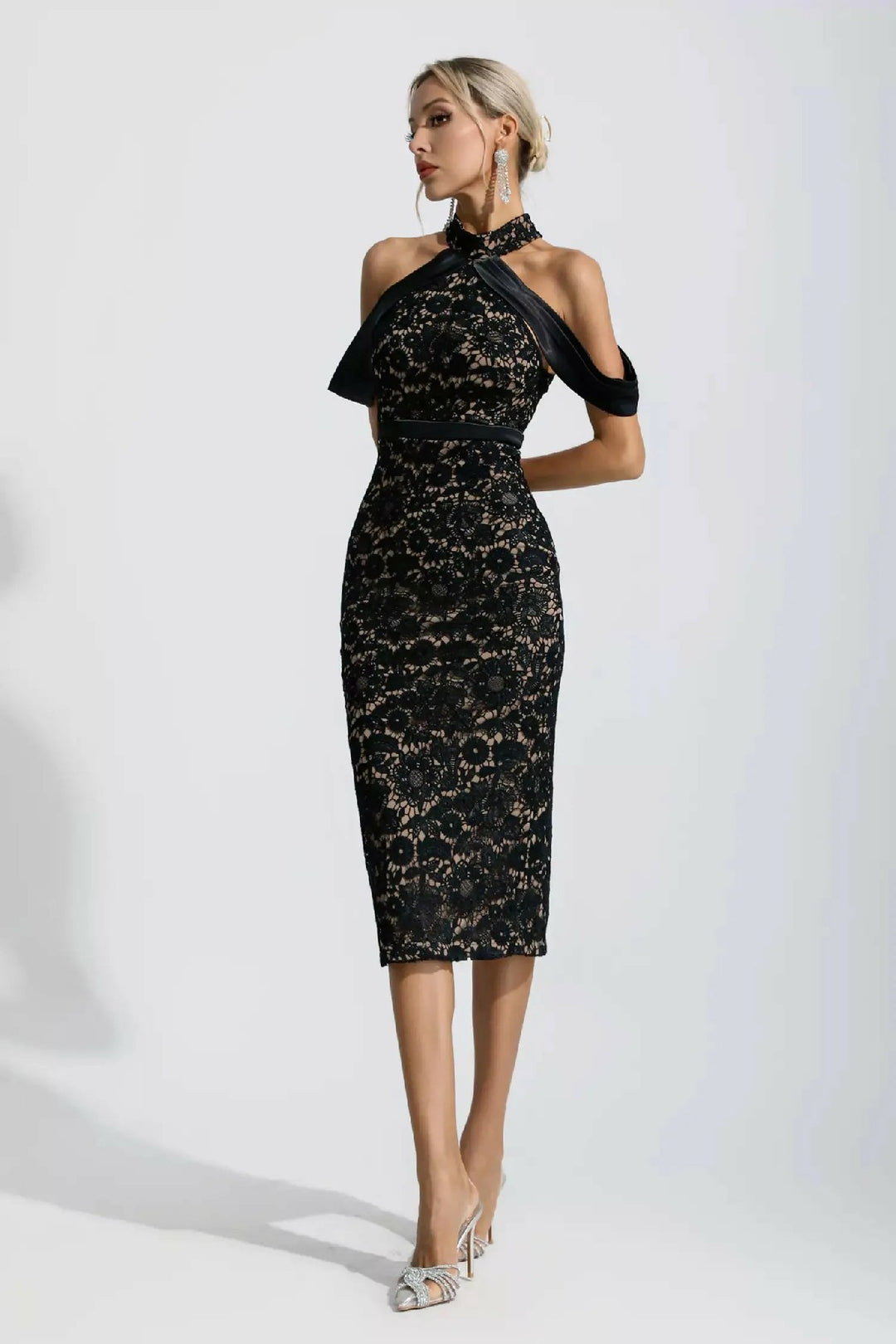 Vintage Neck Lace Midi Dress